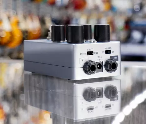 Universal Audio - UAFX 1176 Studio Compressor Pedal 2